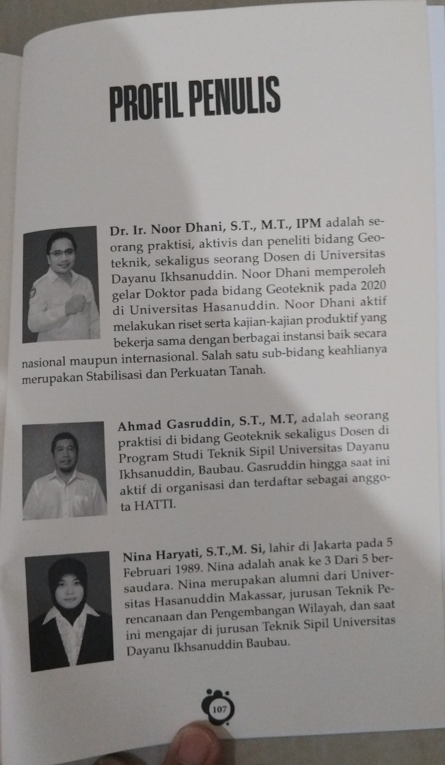 Profil Penulis Pengantar Ilmu Geoteknik - Dasar-Dasar dan Aplikasinya -Penerbit Wawasan Ilmu